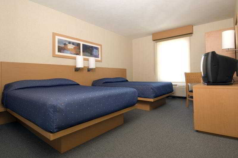 City Express By Marriott Reynosa Zimmer foto